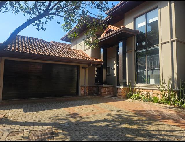 3 BEDROOM TOWNHOUSE TO LET IN ZIMBALI ESTATE
